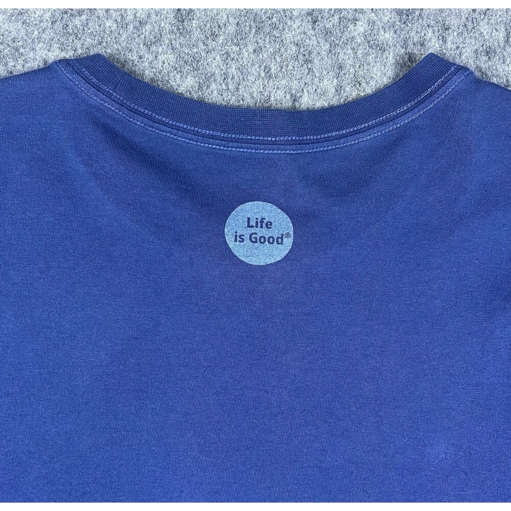Life Is Good Men's Crusher Tee Classic Fit Football 100% Cotton Blue Size XL - Picture 12 of 12